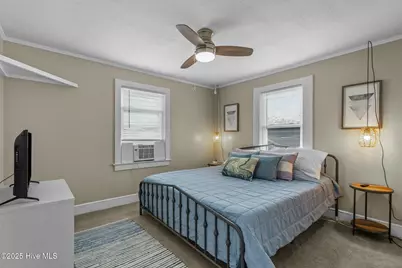 409 Monroe Avenue, Carolina Beach, NC 28428 - Photo 28