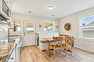 118 Seaside St, Holden Beach, NC 28462 - Photo 18