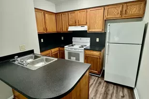 3402 Evans St, Greenville, NC 27834 - Photo 4