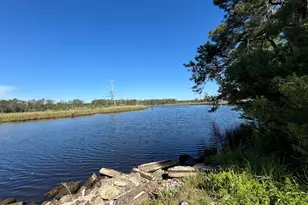 21 N Berne Landing Rd, New Bern, NC 28560 - Photo 1