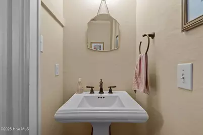 100 S Ridge Street, Southern Pines, NC 28387 - Photo 32