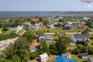 118 Diamond City Dr, Harkers Island, NC 28531 - Photo 6