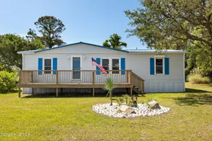 118 Diamond City Dr, Harkers Island, NC 28531 - Photo 2