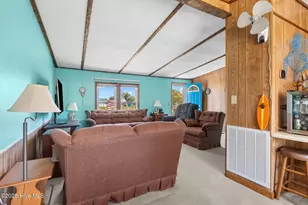 118 Diamond City Dr, Harkers Island, NC 28531 - Photo 18