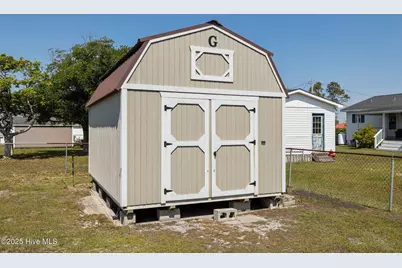 139 Diamond City Drive, Harkers Island, NC 28531 - Photo 10