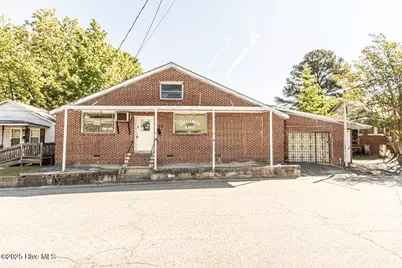 102 Roberson Street, Williamston, NC 27892 - Photo 1