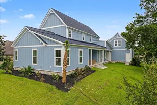 115 S Middleton Dr NW, Calabash, NC 28467 - Photo 2