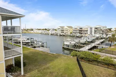 108 N Kinston Avenue, Atlantic Beach, NC 28512 - Photo 32