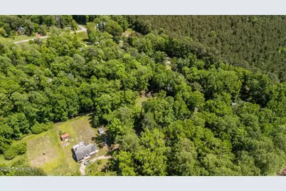 140 Country Club Lane, Newport, NC 28570 - Photo 8