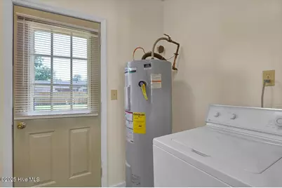 805 Hamlet Avenue, Carolina Beach, NC 28428 - Photo 14