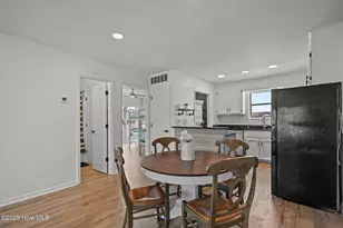 1503 Carolina Beach Ave N, Carolina Beach, NC 28428 - Photo 12
