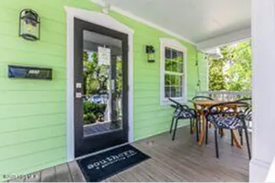 105 E Brown Street, Southport, NC 28461 - Photo 2