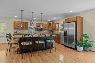111 Hampton Pl, Newport, NC 28570 - Photo 4