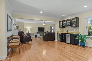 111 Hampton Pl, Newport, NC 28570 - Photo 10