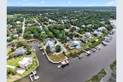 104 SW 24th Street, Oak Island, NC 28465 - Photo 36