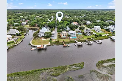 106 SW 24th Street, Oak Island, NC 28465 - Photo 2