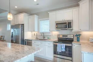 876 Villas Dr, North Topsail Beach, NC 28460 - Photo 14