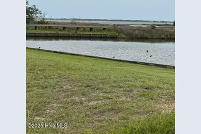 529 Sanders Lane, Newport, NC 28570 - Photo 10