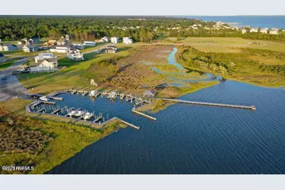 529 Sanders Lane, Newport, NC 28570 - Photo 4