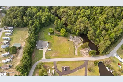 304 Brook Lane, Newport, NC 28570 - Photo 10