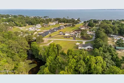 304 Brook Lane, Newport, NC 28570 - Photo 14