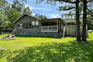 258 Hideaway Rd, Belhaven, NC 27810 - Photo 1
