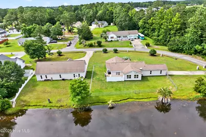 131 Pine Lake Circle SW, Ocean Isle Beach, NC 28469 - Photo 28