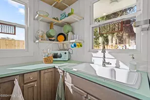 807 Russell Alley, Wilmington, NC 28401 - Photo 18