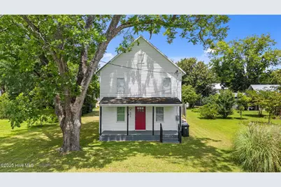 509 Academy Street, Oriental, NC 28571 - Photo 1
