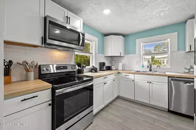 509 Academy Street, Oriental, NC 28571 - Photo 10