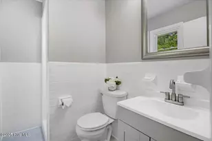527 W College St, Warsaw, NC 28398 - Photo 34