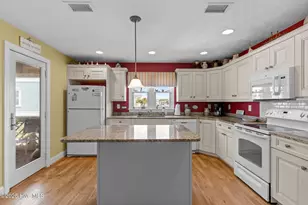 406 Ocean Blvd W, Holden Beach, NC 28462 - Photo 8
