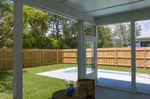 163 NW 4th St, Oak Island, NC 28465 - Photo 30