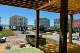 25 Porpoise Pl, North Topsail Beach, NC 28460 - Photo 2