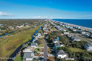 2911 E Pelican Dr, Oak Island, NC 28465 - Photo 46