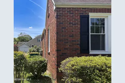 202 E 17th Street, Lumberton, NC 28358 - Photo 22