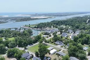 2032 Middle Sound Loop Rd, Wilmington, NC 28411 - Photo 6