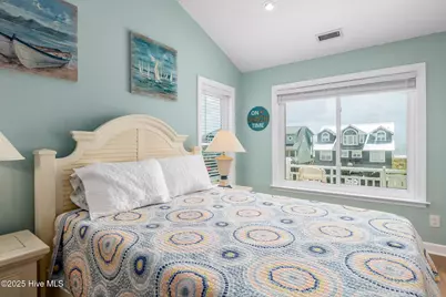 982 Ocean Boulevard W, Holden Beach, NC 28462 - Photo 22