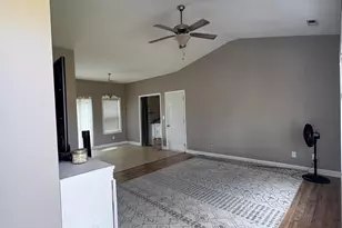 117 Boysenberry Fields Rd, Maple Hill, NC 28454 - Photo 4