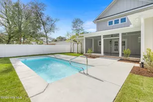 120 NE 17th St, Oak Island, NC 28465 - Photo 6