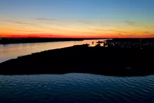 120 NE 17th St, Oak Island, NC 28465 - Photo 102
