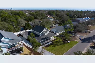 120 NE 17th Street, Oak Island, NC 28465 - Photo 96