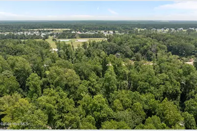 110 Tradewinds Road, Newport, NC 28570 - Photo 6