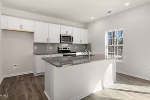 3113 Platinum Cir, West End, NC 27376 - Photo 6