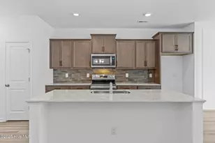 7121 Fisk Dr, Leland, NC 28451 - Photo 6