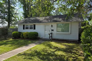 108 S Lee St, Whiteville, NC 28472 - Photo 2