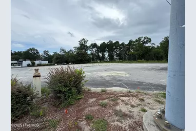 2726 Shipyard Boulevard, Wilmington, NC 28403 - Photo 4