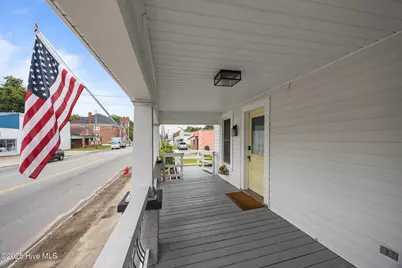 122 W 5th Street, Washington, NC 27889 - Photo 2