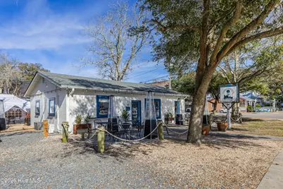 102 W Brown Street, Southport, NC 28461 - Photo 16