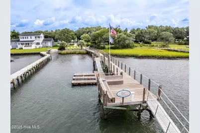 503 Swan Court, Beaufort, NC 28516 - Photo 20